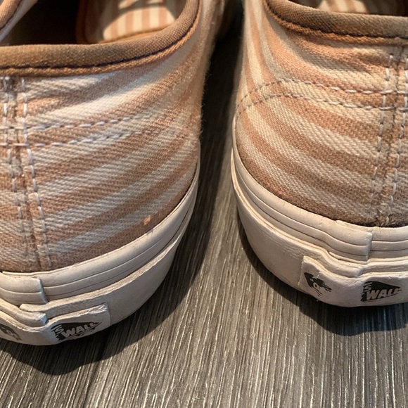 Vans striped sneakers size 8.5 - Picture 5 of 7